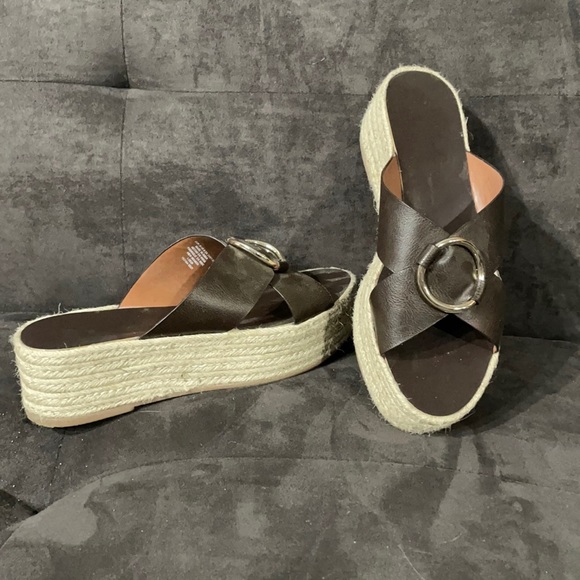 H&M Shoes - Brown platform sandals 7.5